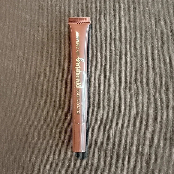 Revlon Kiss Plumping Lip Creme-525 Barely Blush - Picture 1 of 2